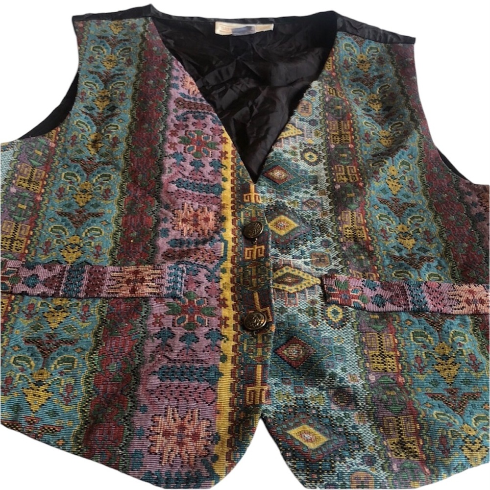 Woman’s VTG spring Easter Aztec bohemian retro abstract carpet festive vest
